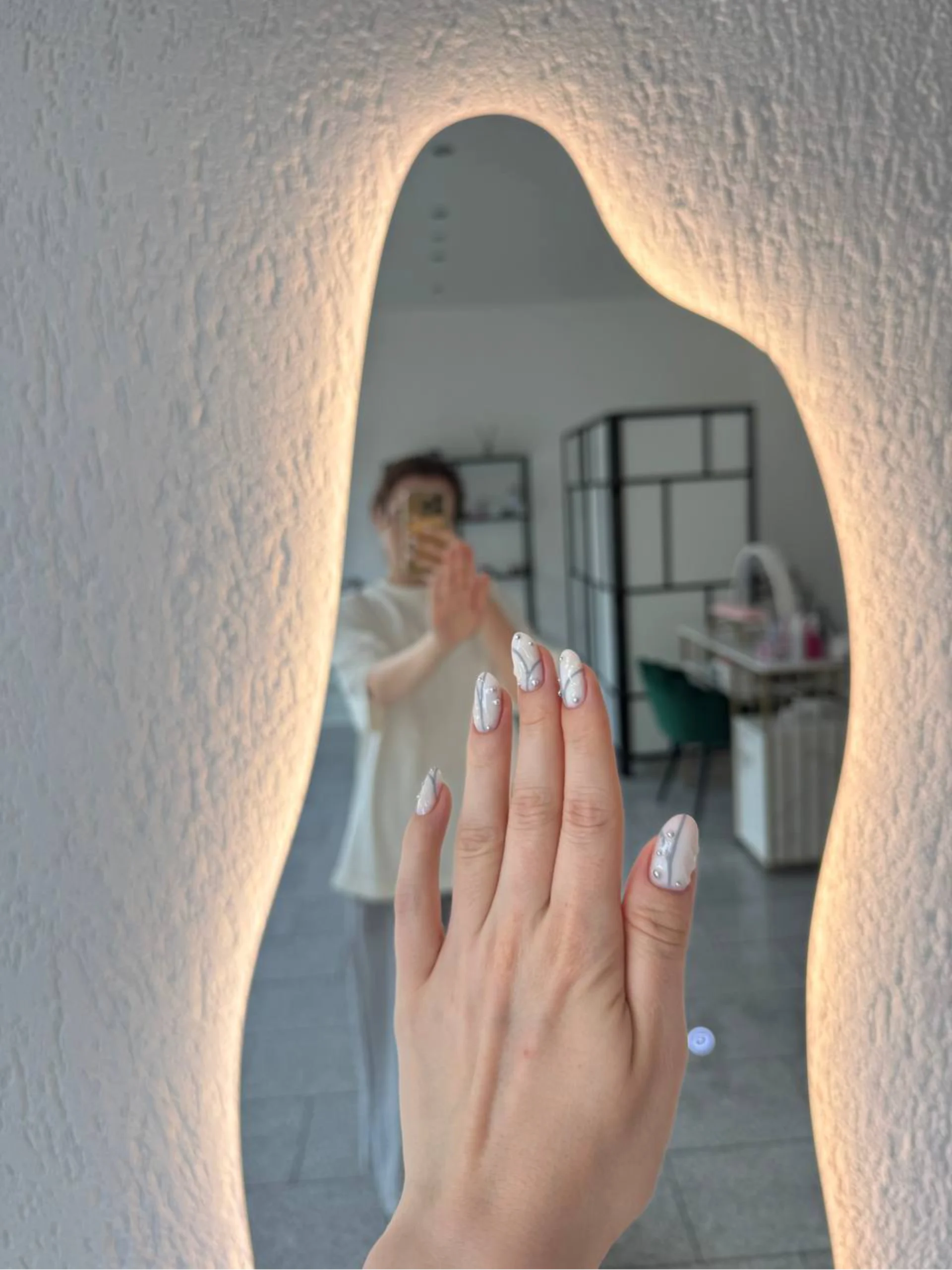 Maniküre bei Flamingo Beauty in Essen